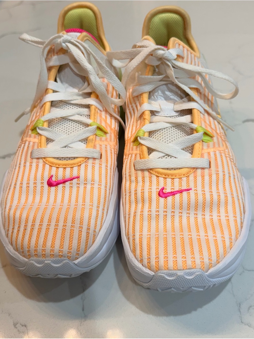 Nike DC8994-101 LeBron Witness 6 EP “White Melon Tint” Lemon Twist 8.5